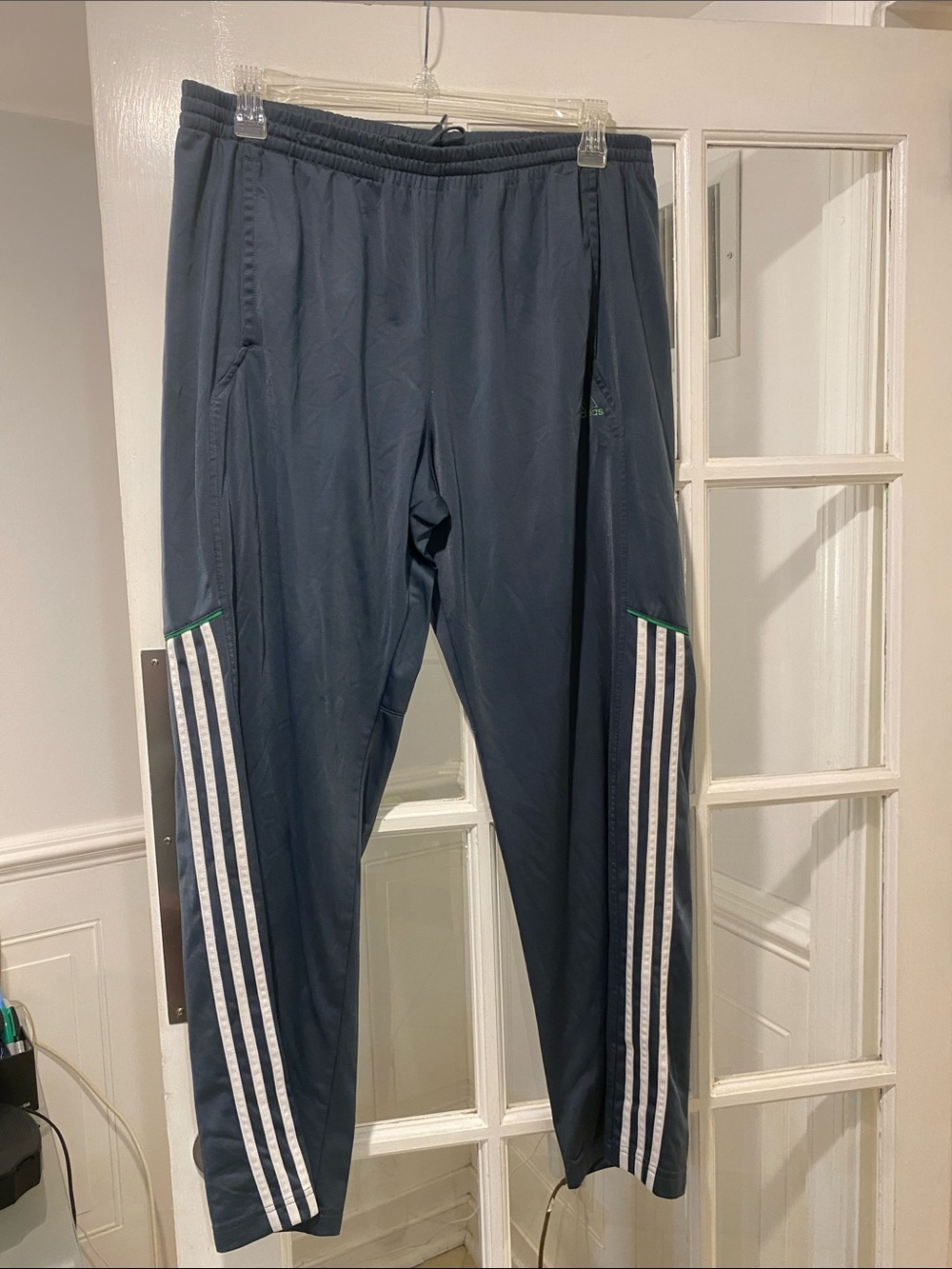 Adidas size XL inseam 31 inches pants good condition